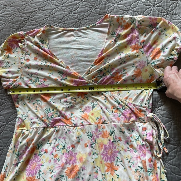 No Boundaries juniors’ floral dress - Picture 8 of 11